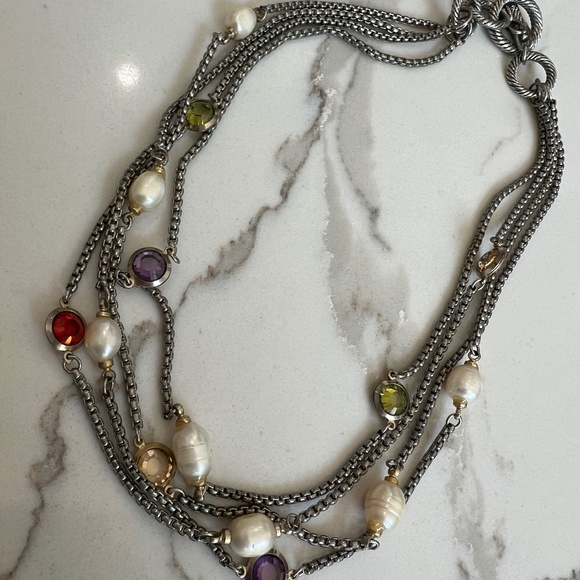 Multi color crystal and faux pearl gold necklac - Picture 1 of 3